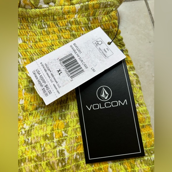 SALE🚨NWT🌼Volcom Flower Smocked Ruffle Tank Yellow XL - Picture 8 of 8
